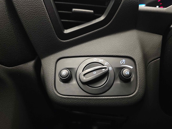 Ford Kuga 18 of 30