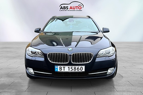 BMW 528i 2 of 18