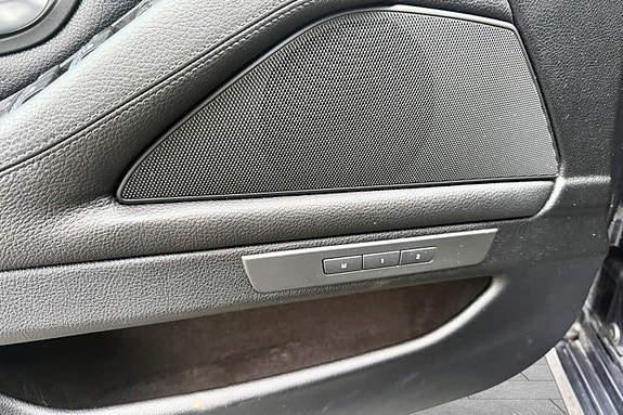 BMW 528i 18 of 18