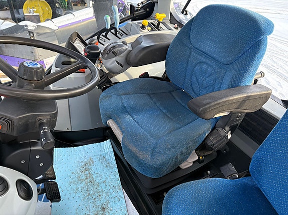 New Holland T6050 2008, kr 440 000,-