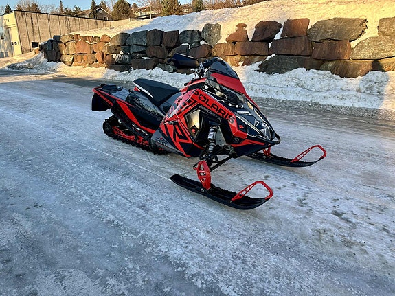 Polaris 850 Indy XC 137"