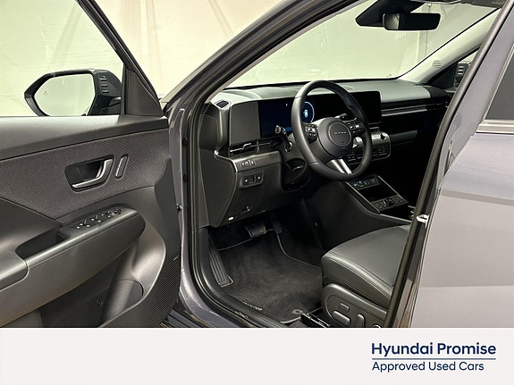 Hyundai Kona 11 of 30