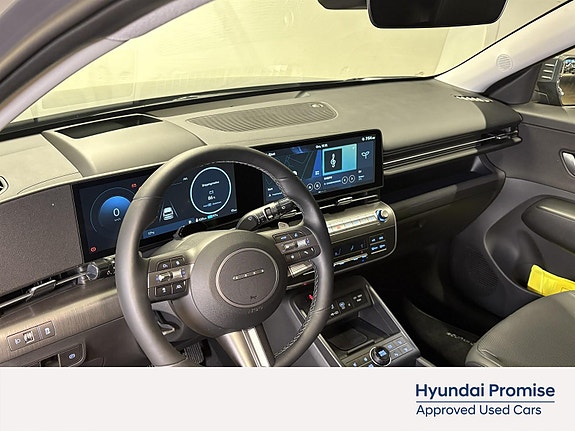 Hyundai Kona 12 of 30