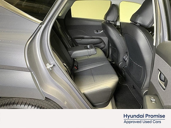Hyundai Kona 28 of 30