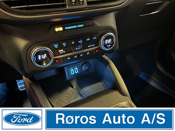 Ford Kuga 11 of 14