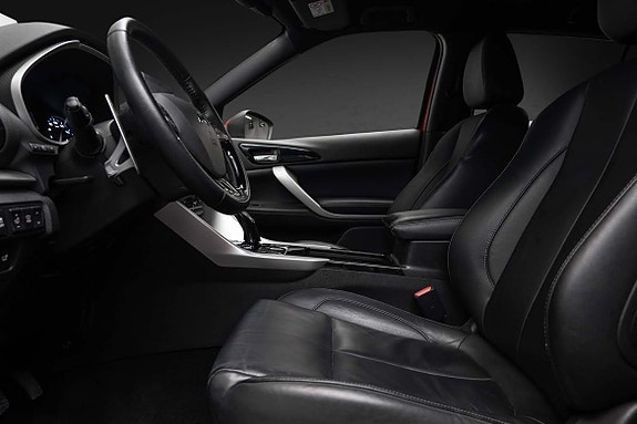 Komfortable skinnseter med setevarme foran og bak