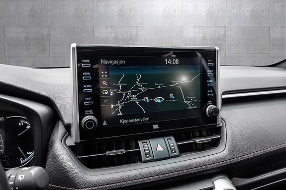 Toyota RAV4 Plug-in Hybrid 17 of 27