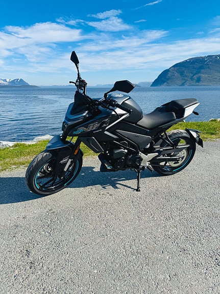 CFMOTO 125 NK 3 of 5