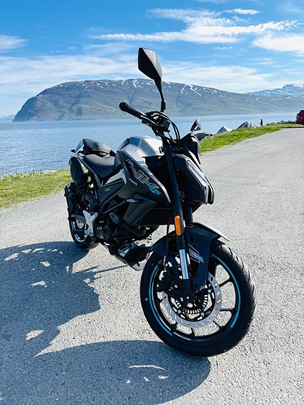 CFMOTO 125 NK 4 of 5