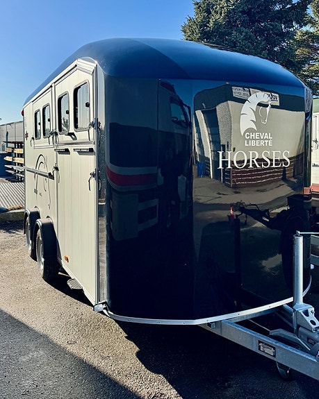 CHEVAL LIBERTE MAXI 4