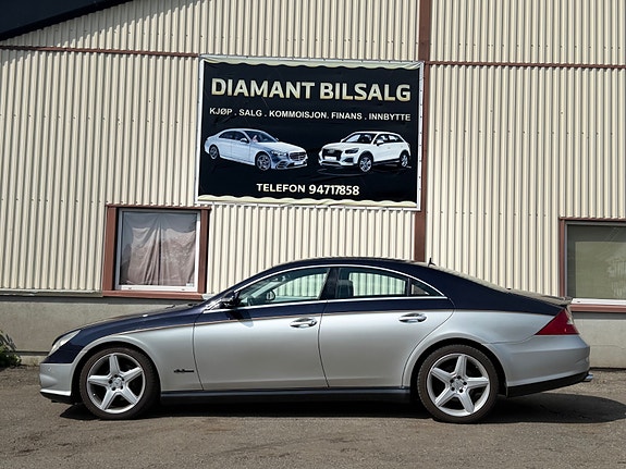 Mercedes-Benz CLS320 4 of 30