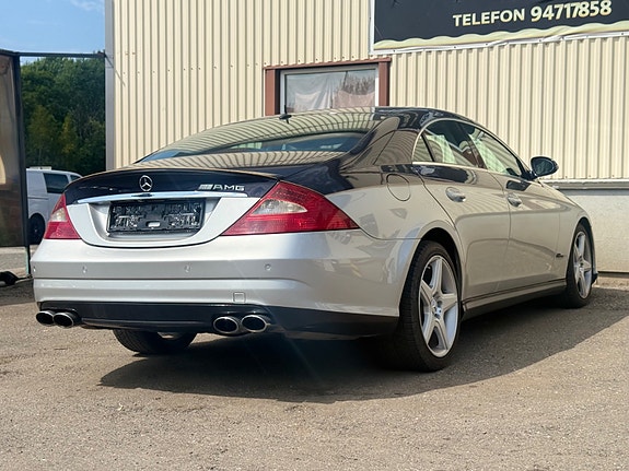 Mercedes-Benz CLS320 6 of 30
