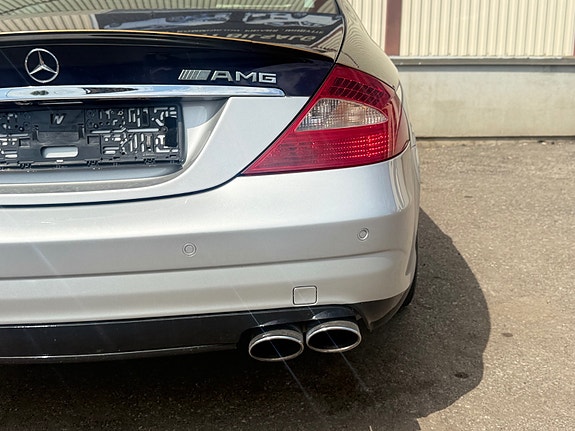 Mercedes-Benz CLS320 9 of 30