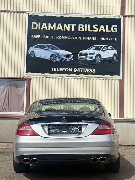 Mercedes-Benz CLS320 7 of 30