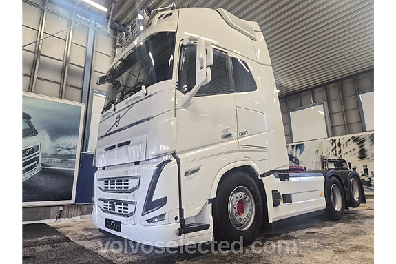 Volvo FH16 650 6x2 trekkvogn med hydraulikk / ekstra utstyr og lav km