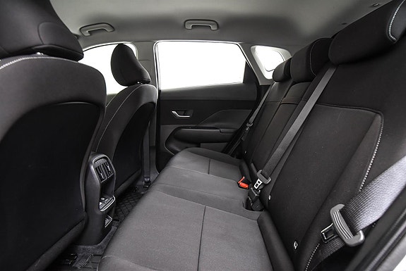 Hyundai Kona 16 of 23