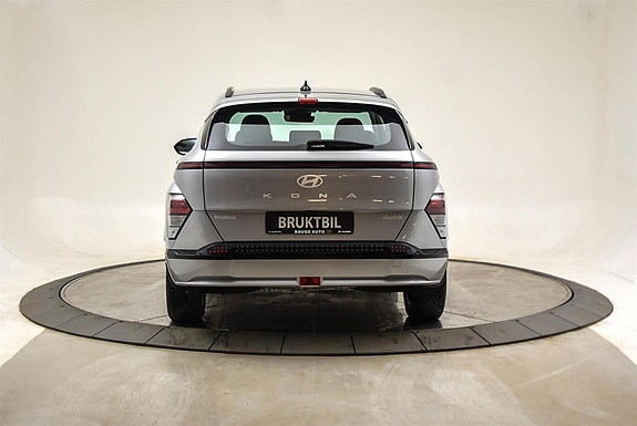 Hyundai Kona 4 of 5