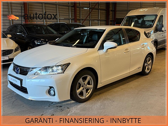 Lexus CT200h