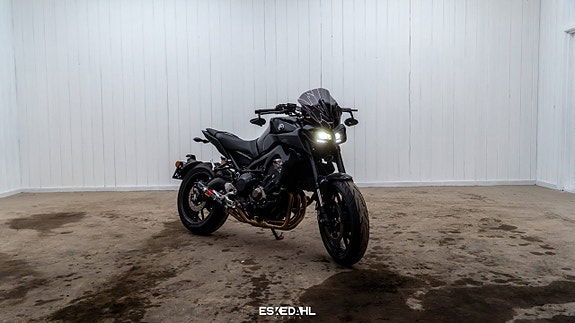 Yamaha Mt-09 | Akrapovic | Nye Dekk | Sevice