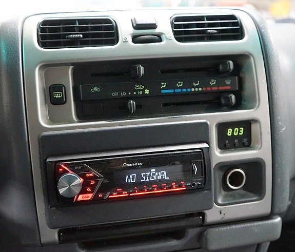 Toyota HiAce 26 of 30