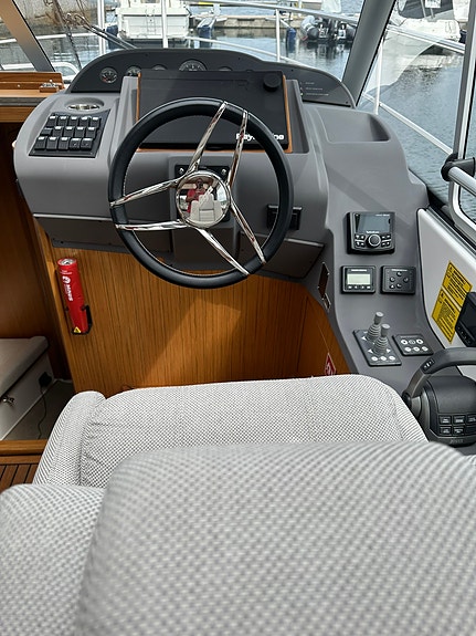 SAGA 330 HT, 2023 modell - Meget godt utstyr. D4-320 - Innbytte vurderes 14 of 25