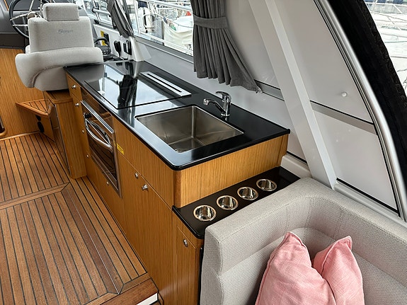 SAGA 330 HT, 2023 modell - Meget godt utstyr. D4-320 - Innbytte vurderes 12 of 25