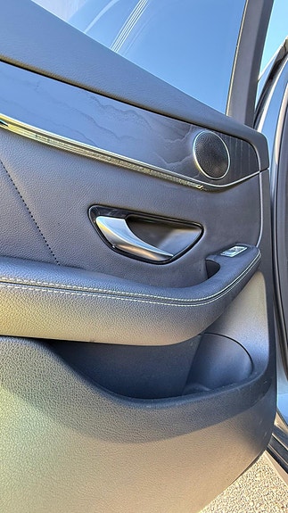 Mercedes-Benz GLC350 e 9 of 18