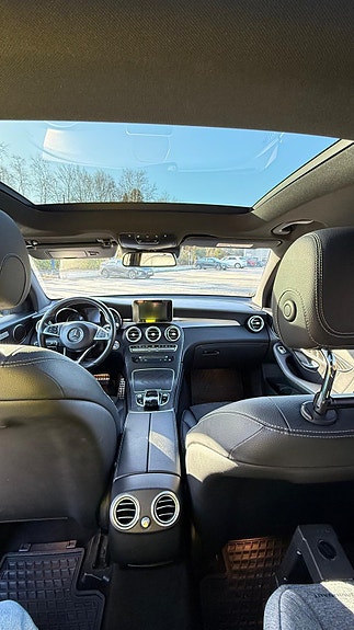 Mercedes-Benz GLC350 e 7 of 18