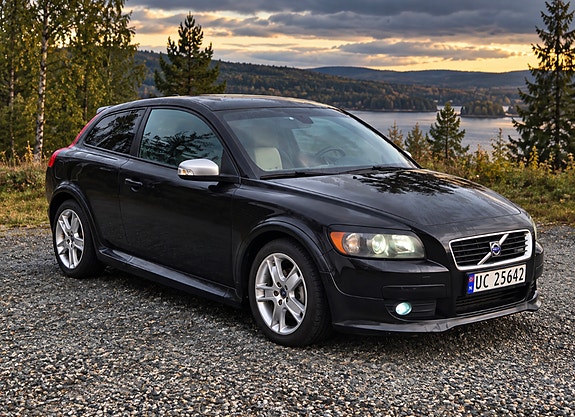 Volvo C30 3 of 18