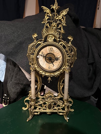 Antikk klokke fra 1800-tallet