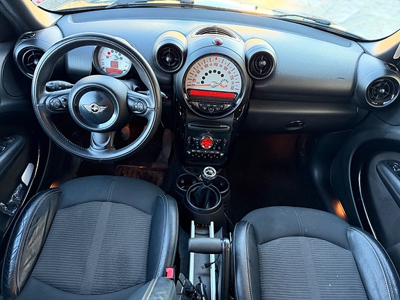 MINI Countryman Cooper D 9 of 11
