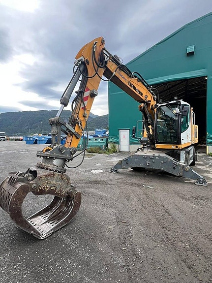 Liebherr LH 22 M