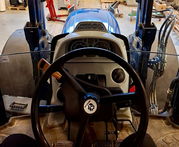 New Holland T6070 2010, kr 435 000,-