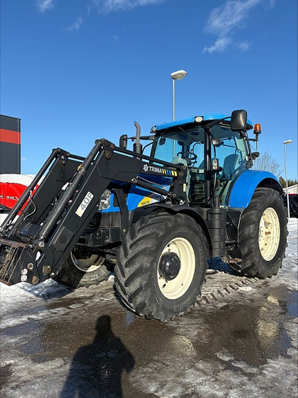 New Holland T6070