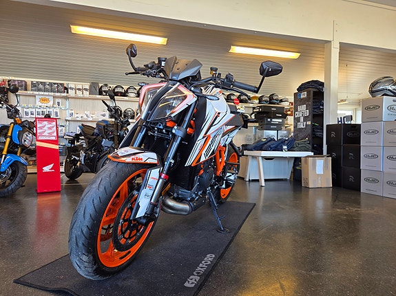 KTM 1290 Super Duke R