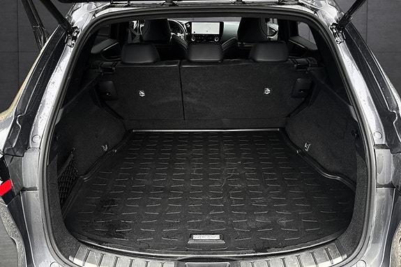 Lexus NX450h 7 of 30