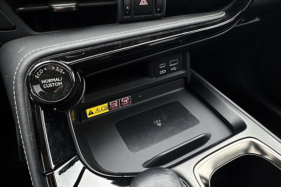 Lexus NX450h 22 of 30