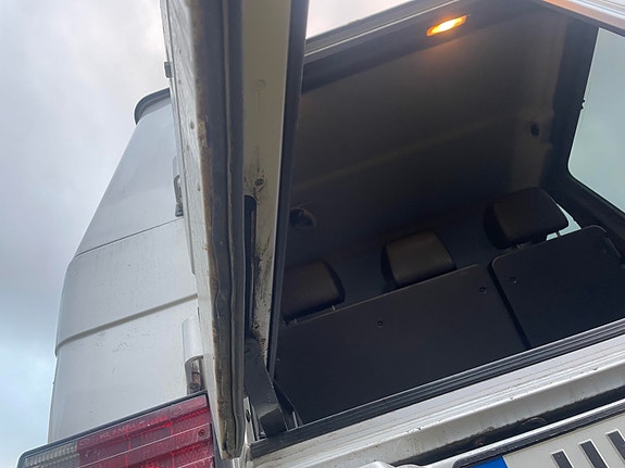 Mercedes-Benz G270 9 of 9