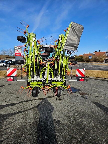 Claas Volto 900