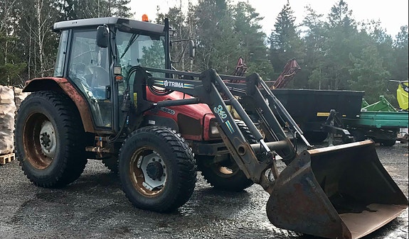 Massey Ferguson 4245