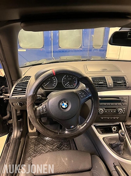 BMW 1-Serie 11 of 22