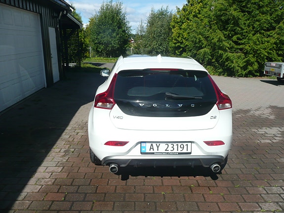 Volvo V40 26 of 30