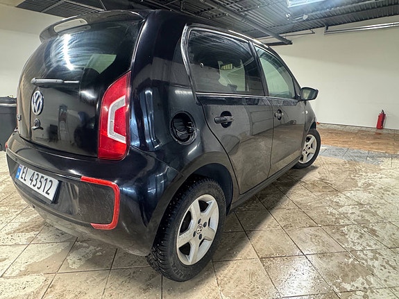 Volkswagen UP! 5 of 29