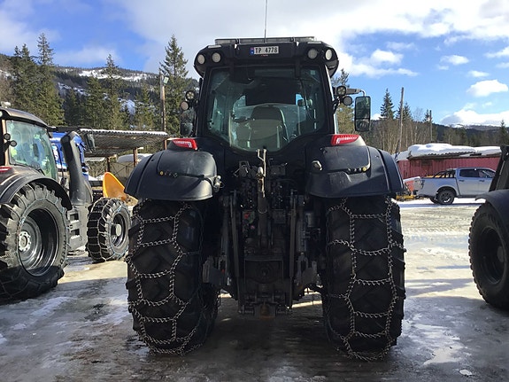 Valtra Q305 Twin Track 2024, kr 2 150 000,-