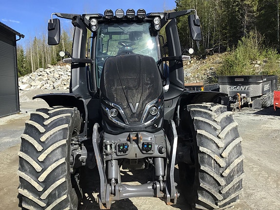 Valtra Q305 Twin Track 2024, kr 1 990 000,-