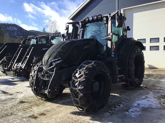 Valtra Q305 Twin Track 2024, kr 2 099 000,-