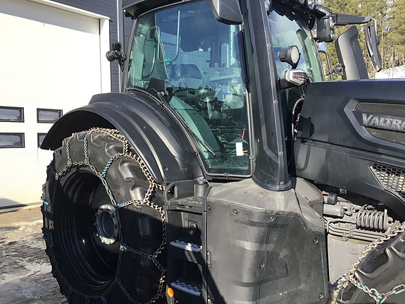 Valtra Q305 Twin Track 2024, kr 2 099 000,-