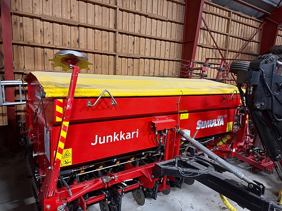 Junkkari Simulta 3000 ST, 2011, Skål + Skål, meget pen!