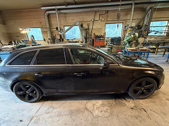 Audi A4 16 of 19