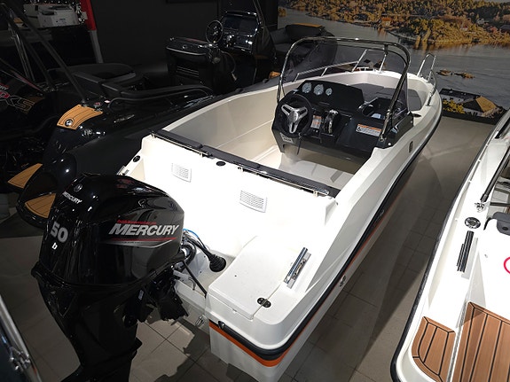LAGERTØMMING - Uttern S45 powered by 2026 Mercury F 50 EFI - Kun 1 stk! 3 of 9